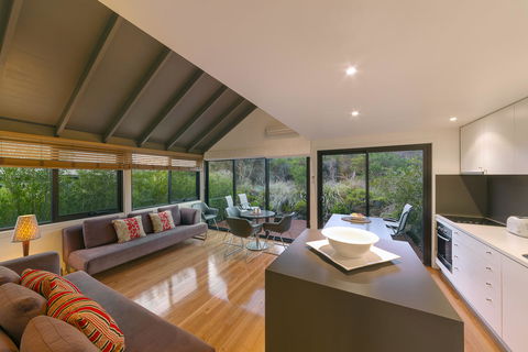 Southern Ocean Villas - Holiday Cairns 0