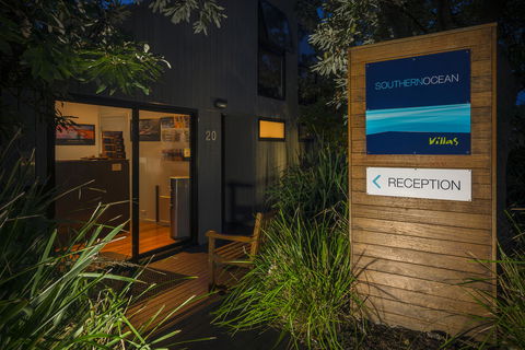 Southern Ocean Villas - Holiday Cairns 1