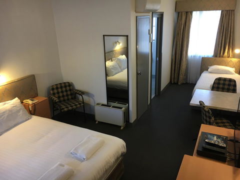 Spa Village Travel Inn - Holiday Cairns 1