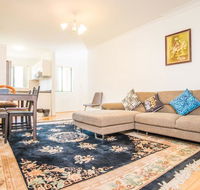 Spacious  Cozy APTHeart of Redfern Closes to CBD - Holiday Cairns