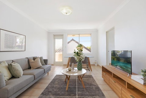 Spacious Apartment In Trendy Sydney Neighbourhood - Holiday Cairns 0