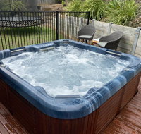 Springbank Spa  Surf - Holiday Cairns