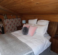 Springmead Rustic Cabin - Holiday Cairns