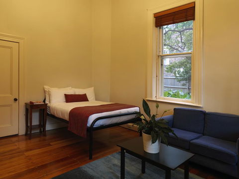 St Paul's Serviced Accommodation - Holiday Cairns 2