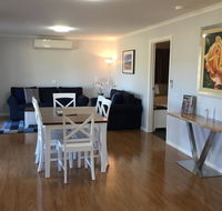Starline Alpacas Farmstay Resort - Holiday Cairns