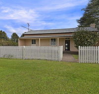 Station Masters Cottage - classic quaint  nostalgia - Holiday Cairns