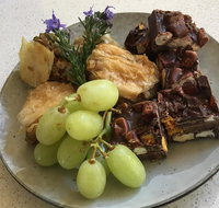 Stephanies Country Cottages - Holiday Cairns