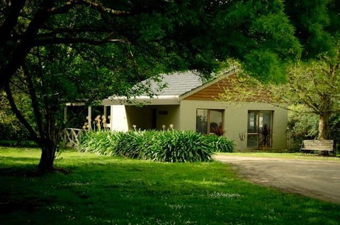 Stony Creek Cottages - Holiday Cairns 0
