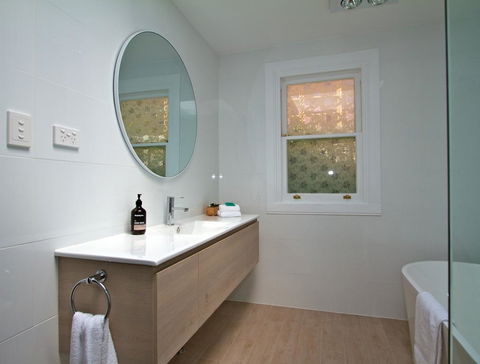 Strahan House - Holiday Cairns 3