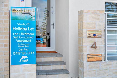 Studio 11 Mandurah Marina - Holiday Cairns 1