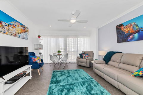 Studio 11 Mandurah Marina - Holiday Cairns 2