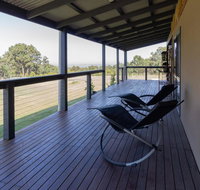 Studio 165 Hidden Gem on 50 acres with bay views - Holiday Cairns
