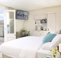 Studio 8 - Penthouse - Holiday Cairns