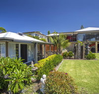 Studio Cabana on Golf in Mollymook - Holiday Cairns