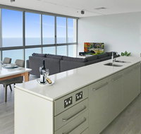 Stunning Views Air On BroadbeachWine Wifi Parking - Holiday Cairns