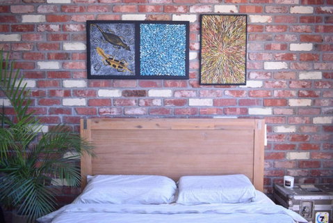 Stylish Modern Apartment Located In Marrickville - Holiday Cairns 3