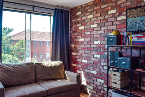 Stylish Modern Apartment Located In Marrickville - Holiday Cairns 1