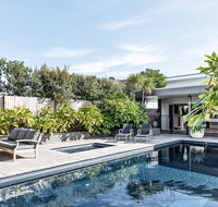 Sundara Beach House - Holiday Cairns