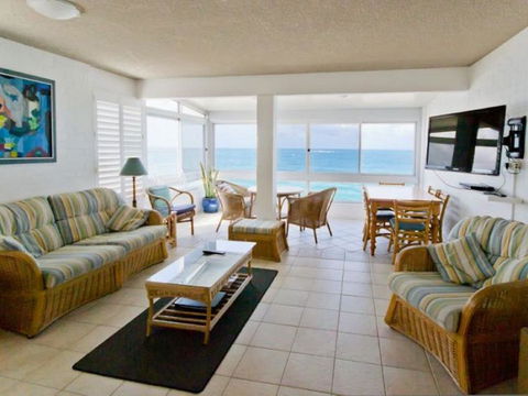 Suncrest 3 - Holiday Cairns 2