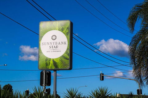Sunnybank Star Hotel - Holiday Cairns 0