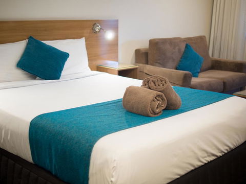 Sunnybank Star Hotel - Holiday Cairns 1