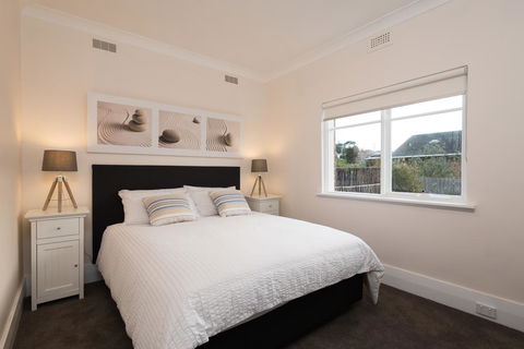 Sunrise At Penguin - Holiday Cairns 2