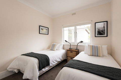 Sunrise At Penguin - Holiday Cairns 1