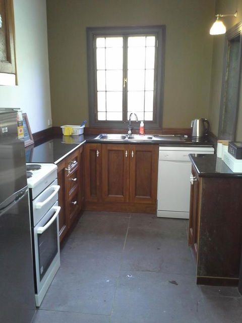 Sunset Cottages - Holiday Cairns 3