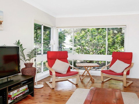Surf Beach Views - Quiet Position, Close To Beach - Holiday Cairns 0