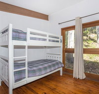 Surfers Ave 17 Narrawallee - Holiday Cairns