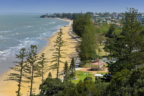 Suttons Beach Apartments - Holiday Cairns 0