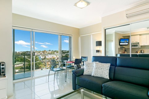Suttons Beach Apartments - Holiday Cairns 2