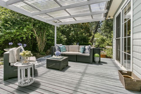 Swanbrook - Holiday Cairns 0