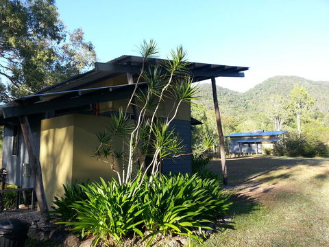 Sweetwater Lodge - Holiday Cairns 0