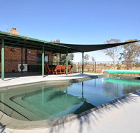 Talga Escape Rothbury with pool and views - Holiday Cairns