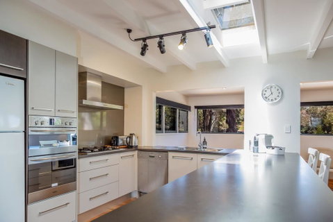 Tallwood 24, NARRWALLEE - Holiday Cairns 1