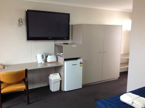 Tannum Sands Hotel / Motel - Holiday Cairns 3