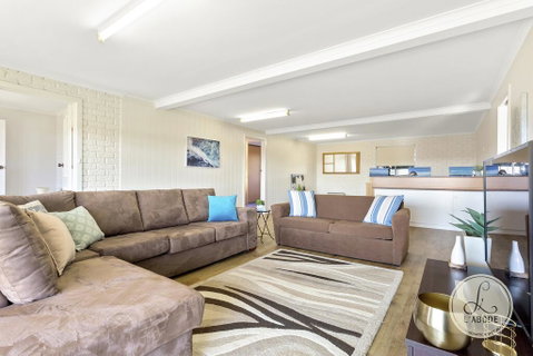 TASSIE SEASIDE SERENITY - L'Abode Accommodation - Holiday Cairns 3