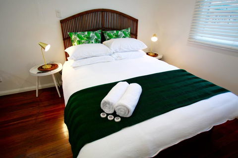 Tea Gardens Hotel - Holiday Cairns 0