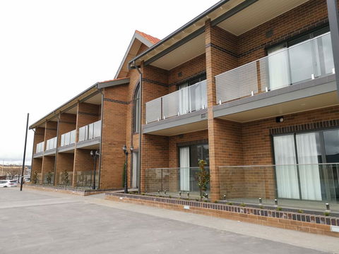 The Abbey Motel Goulburn - Holiday Cairns 2