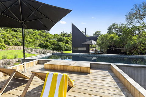 THE BATCH - St Andrews Beach - Holiday Cairns 3