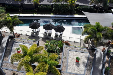 The Bay Apartments - Holiday Cairns 1