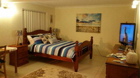 The Beach B&B Shellharbour - Holiday Cairns 0