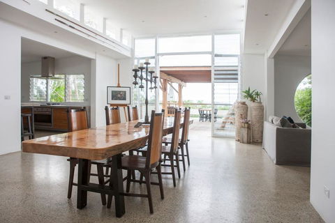 THE BEACH HAVENS - Holiday Cairns 2