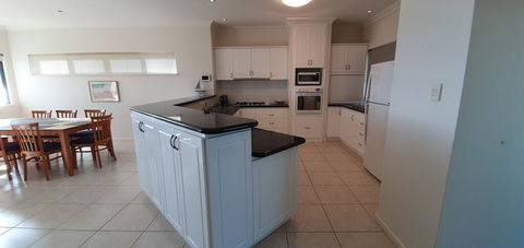 The Beach House - Port Bouvard - Holiday Cairns 1