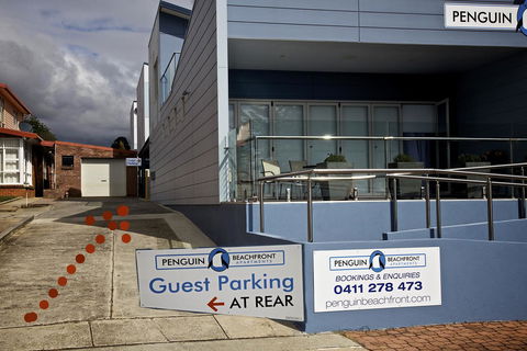 Penguin Beachfront Apartments - Holiday Cairns 24