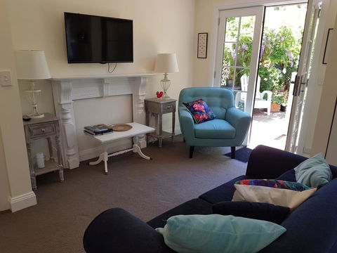 Birch Lane - Holiday Cairns 31