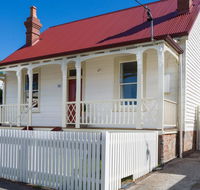 Brampton Cottage - Holiday Cairns