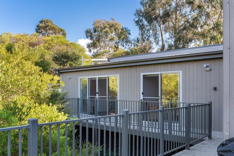 Freycinet Haven - Holiday Cairns 23