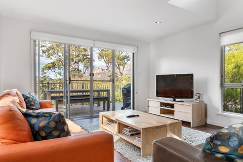 Freycinet Haven - Holiday Cairns 3